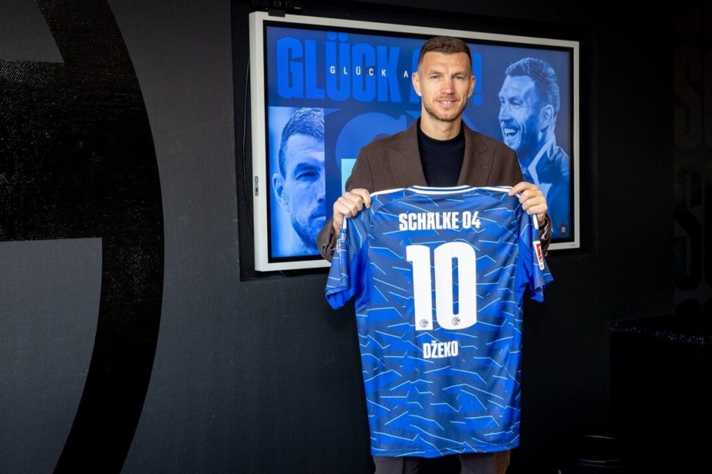 Dzeko de volta à Alemanha após uma década e meia