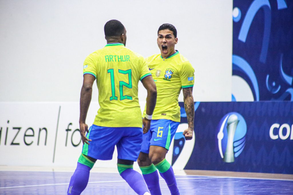 Brasil deslancha contra a Bolívia e vence a primeira na Copa América de Futsal