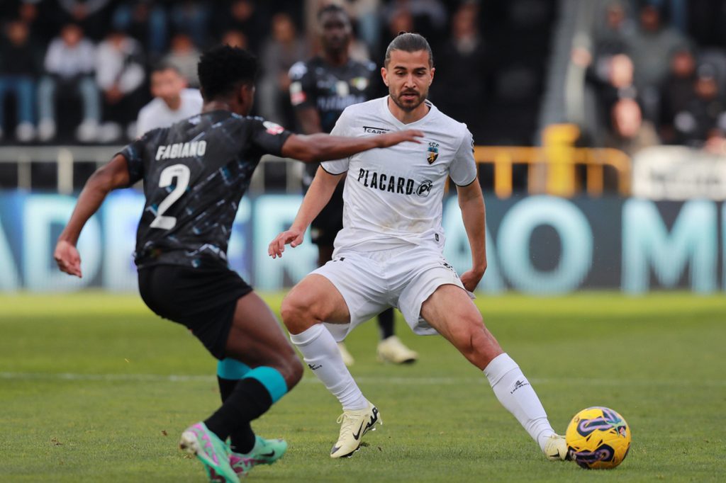 Ex-Fla e Coritiba, filho de Bebeto está livre no mercado e avalia opções