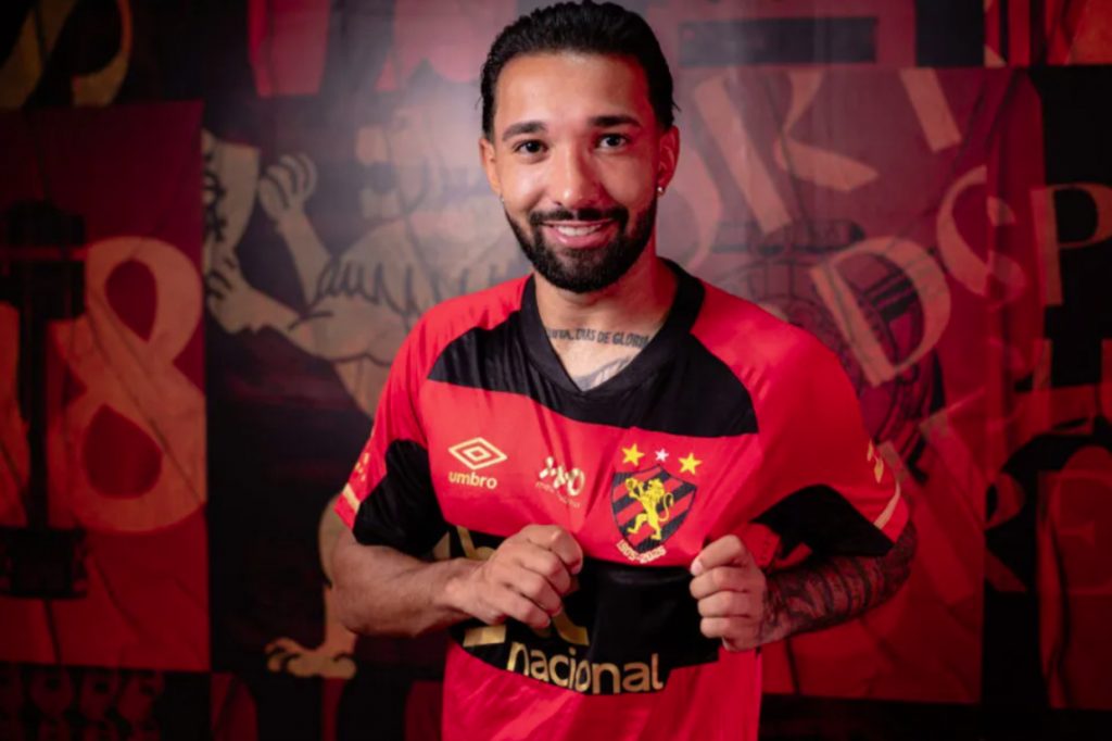 Clayson deixa o Coritiba e reforça o Sport