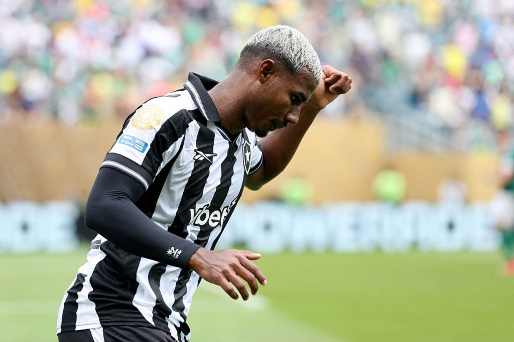 Cuiabano dá sinal verde e se aproxima do Vasco