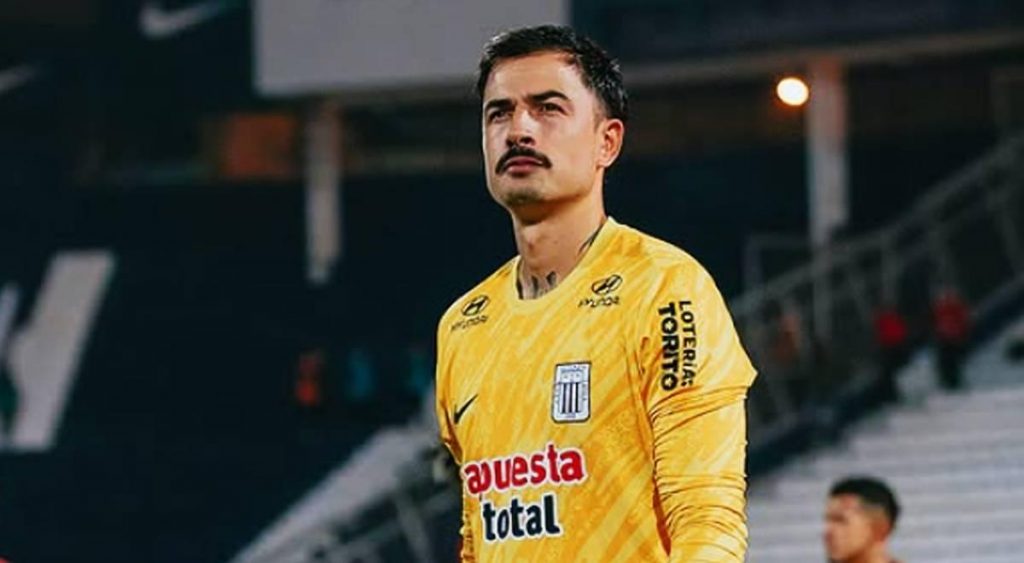 Alianza Lima convocó a portero de casi 2 metros tras lesión de Guillermo Viscarra