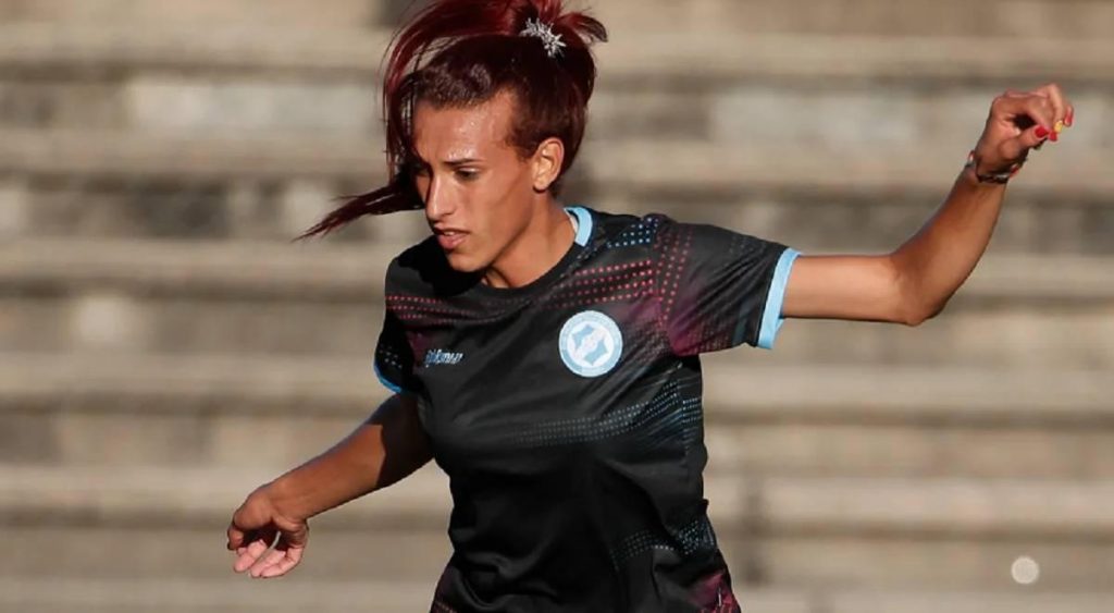 Club hace historia y presenta oficialmente a la primer futbolista trans en Primera División