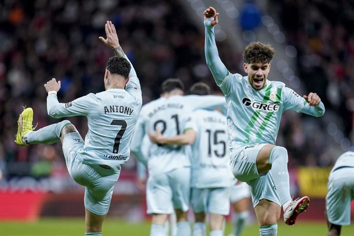 El Betis se la devuelve al Atlético