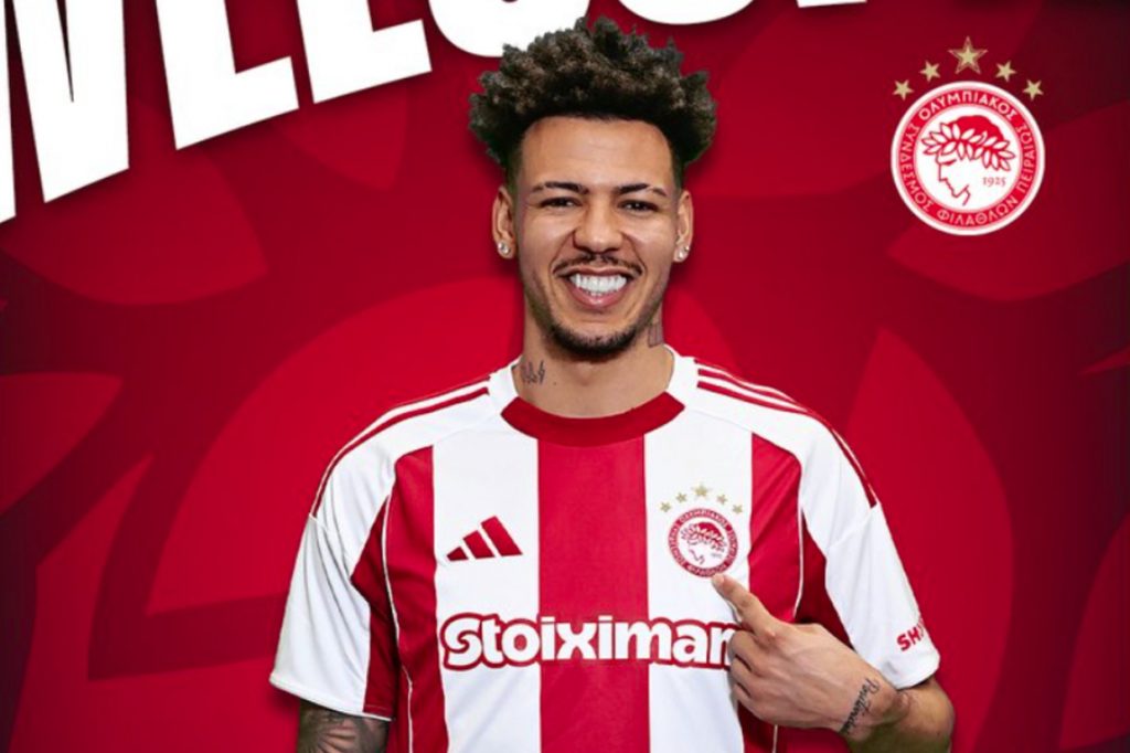 Ex-Vasco reforça o ataque do Olympiacos