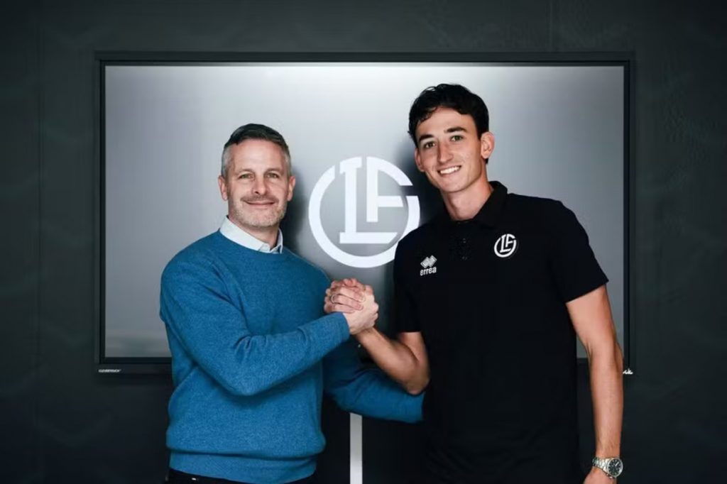 Flamengo libera jovem zagueiro para o futebol suíço