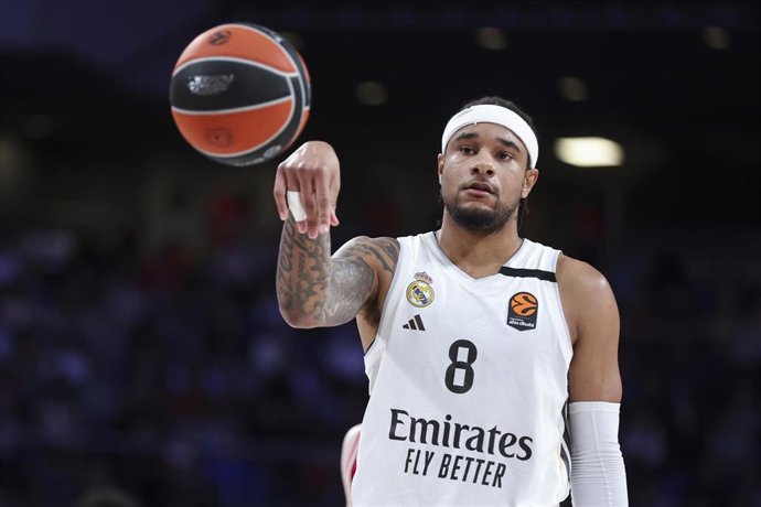 El Real Madrid busca encarrilar el Top 4 en El Pireo