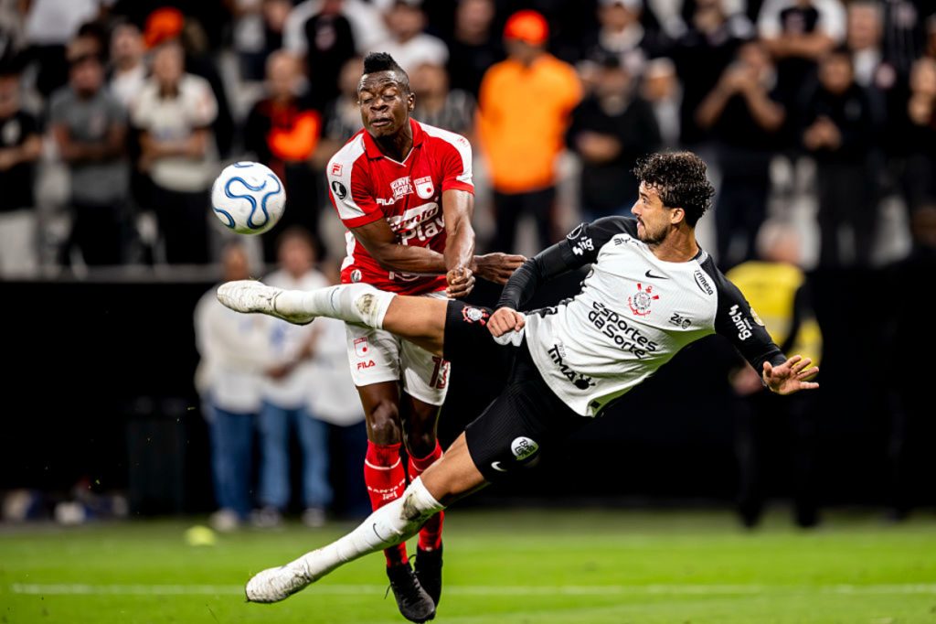 Corinthians supera o Santa Fe e vence a segunda na Libertadores