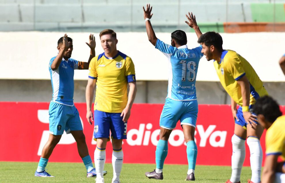San Antonio con uno menos derrota a ABB y sale del fondo