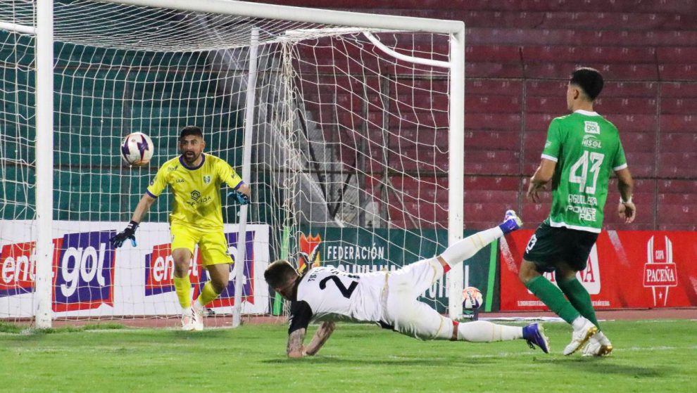 CDT Real Oruro paga sus errores con derrota ante Real Tomayapo