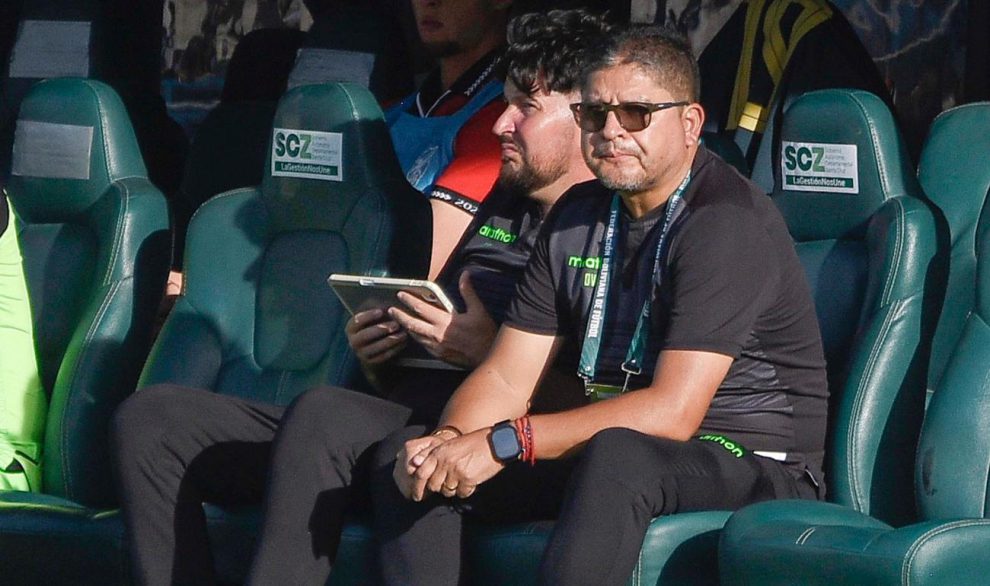 Villegas regresa en silencio y su permanencia será analizada