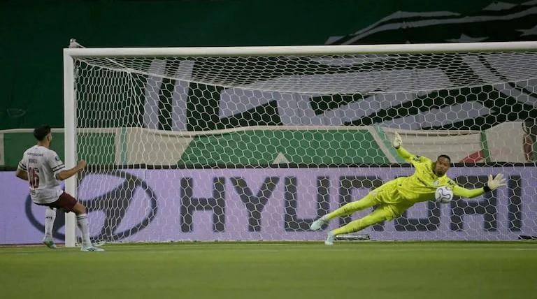 Palmeiras finalista de Copa Libertadores gracias a los penales